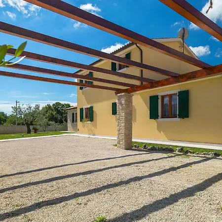 Holiday home Anita Hrboki